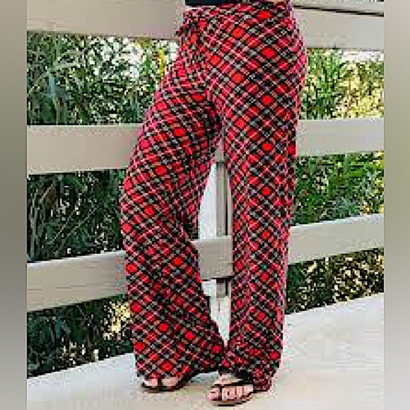Leggings Depot Red Tartan Plaid Size Large NEW! With Tags Holiday Plaid NEW - Picture 1 of 4